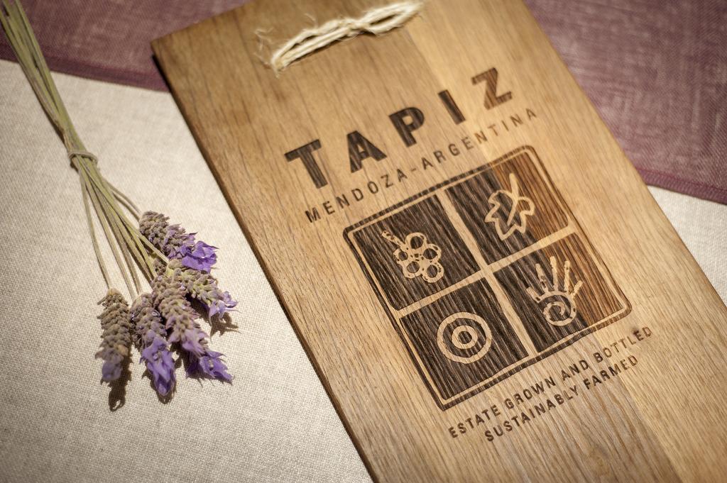 Club Tapiz